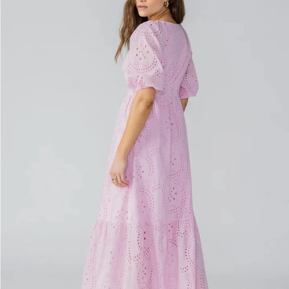 Sanctuary Ruffle Puff Sleeve‎ Eyelet Maxi Dress Pink Size 10 NWOT